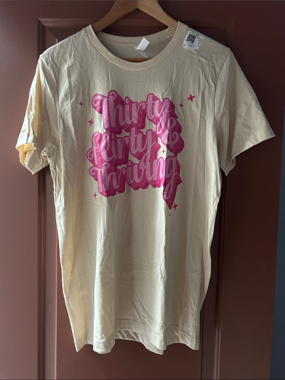 NWT Cream 'Thirty, Flirty & Thriving' 100% cotton  Graphic Tee